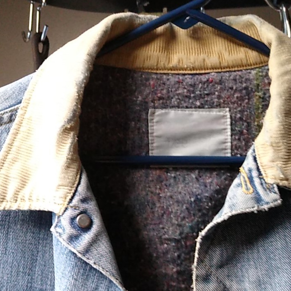 Jean jacket - Picture 3 of 4